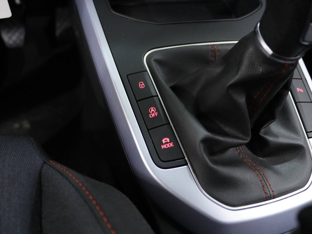 seat-arona-2024-gasolina-999cc