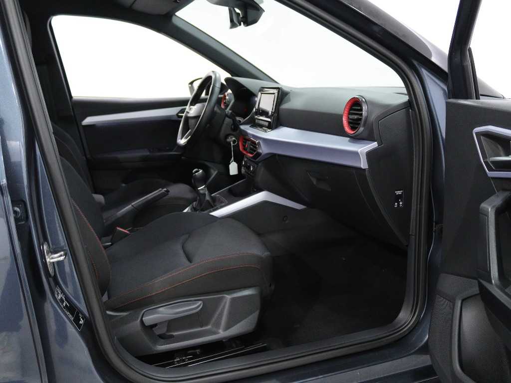 seat-arona-2024-gasolina-999cc