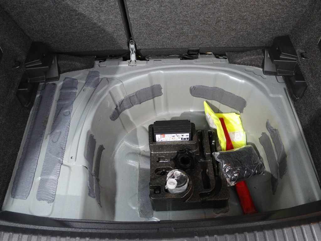 seat-arona-2024-gasolina-999cc