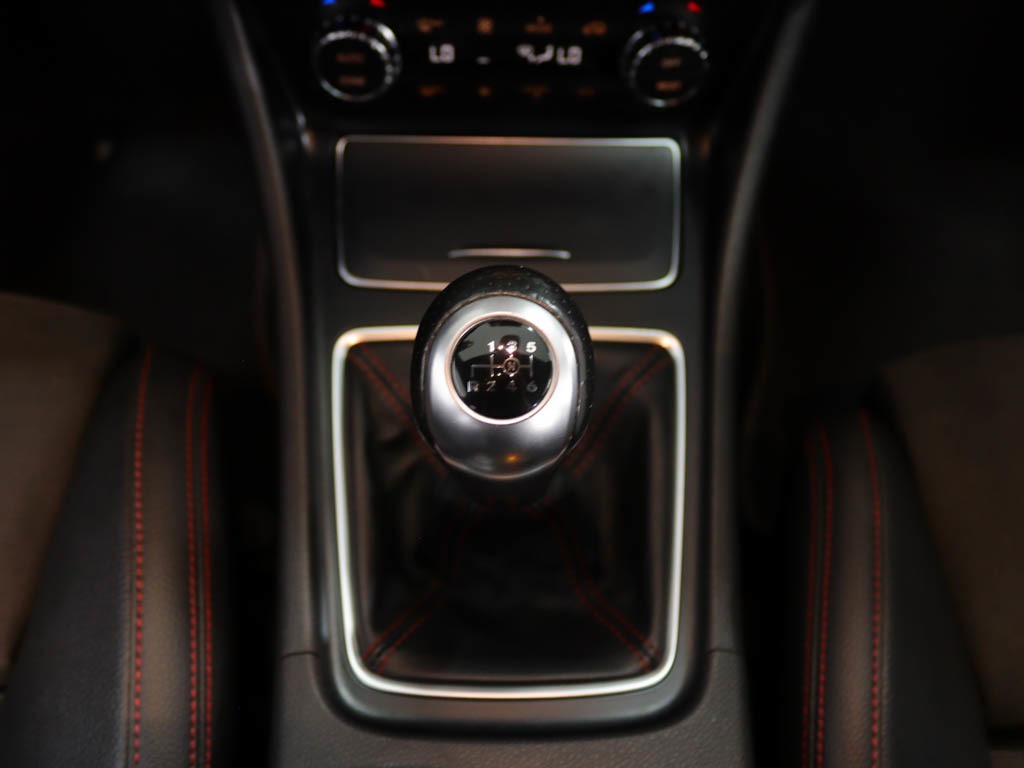 mercedes-benz-gla-2017-diesel-1461cc