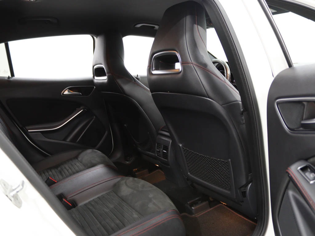 mercedes-benz-gla-2017-diesel-1461cc