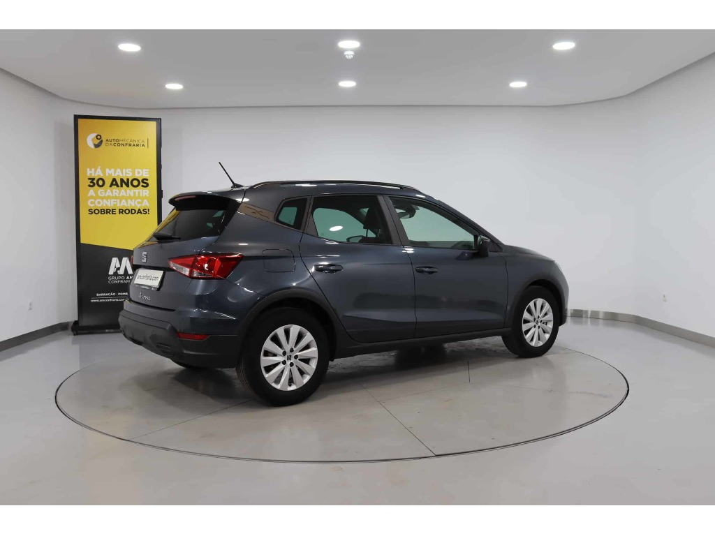 seat-arona-2023-gasolina-999cc