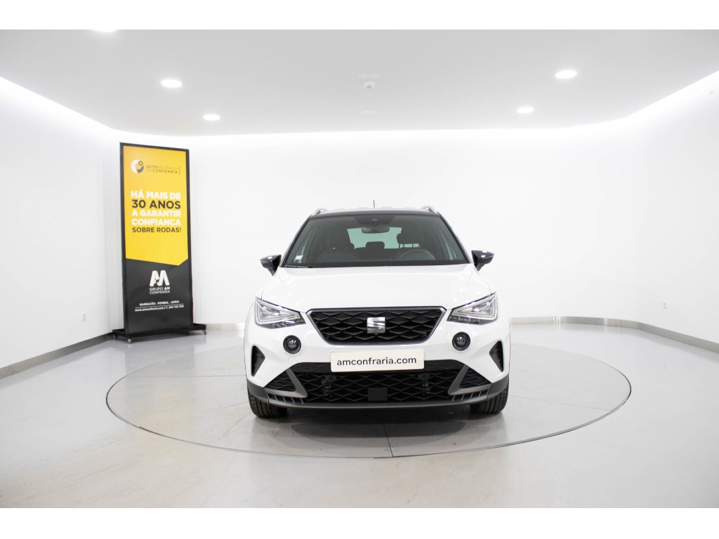 seat-arona-2023-gasolina-999cc