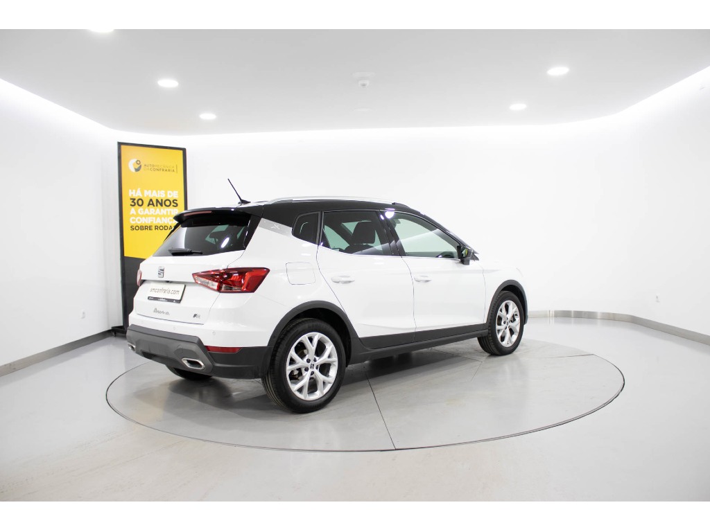 seat-arona-2023-gasolina-999cc