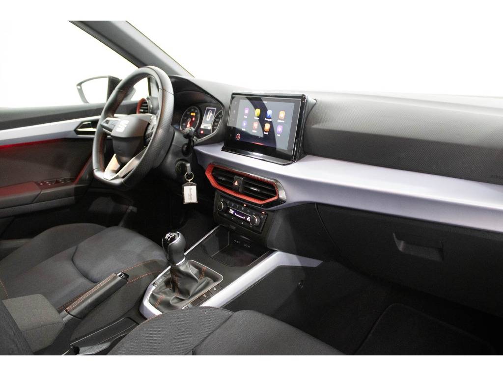 seat-arona-2023-gasolina-999cc