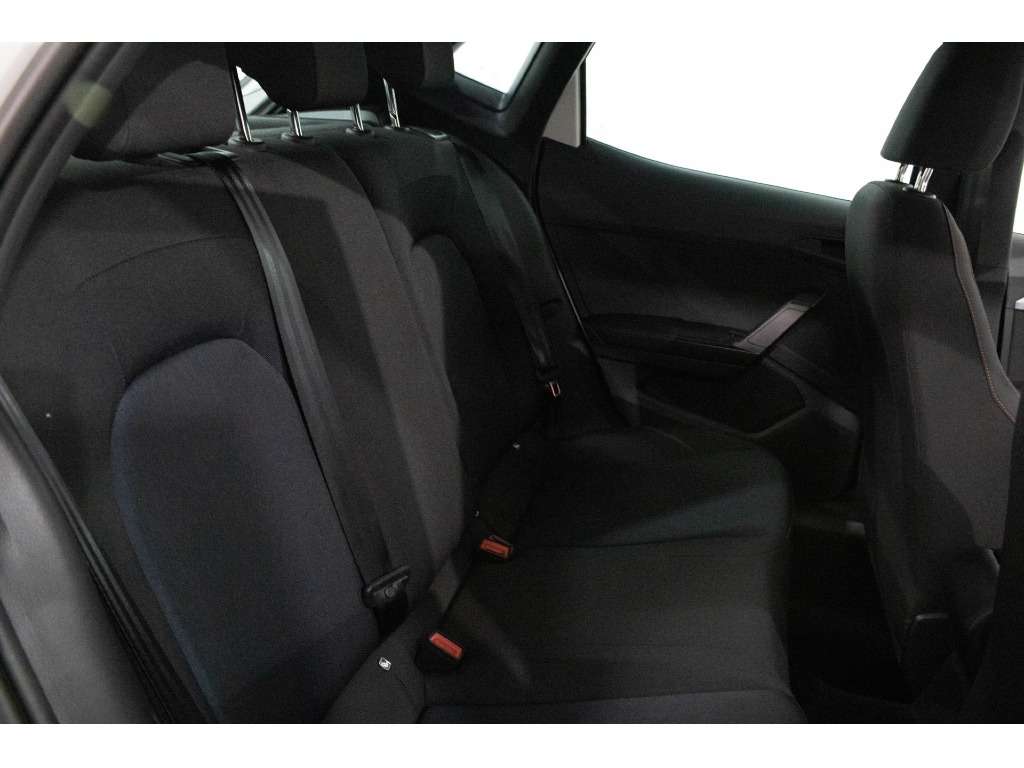 seat-ibiza-2023-gasolina-999cc