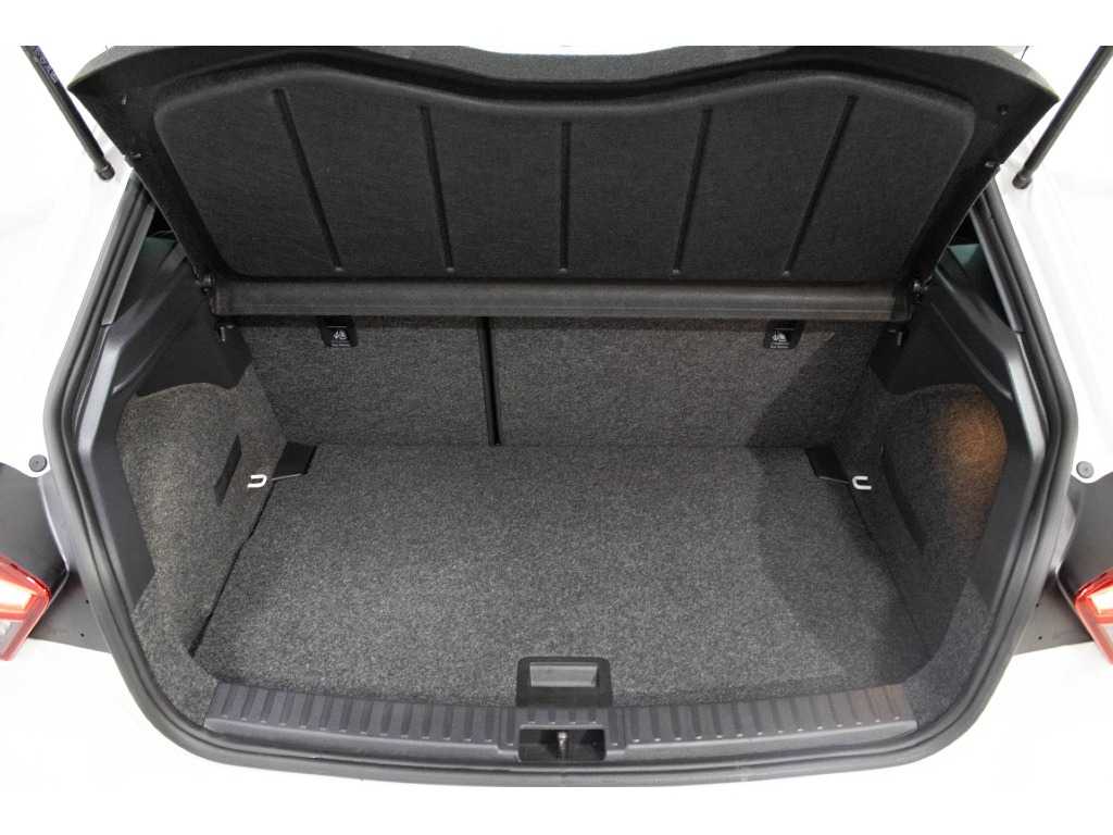 seat-ibiza-2023-gasolina-999cc