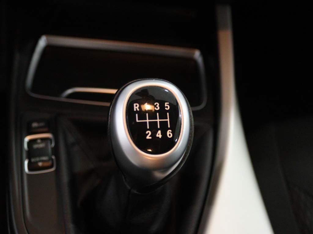 bmw-serie-1-2019-diesel-1496cc