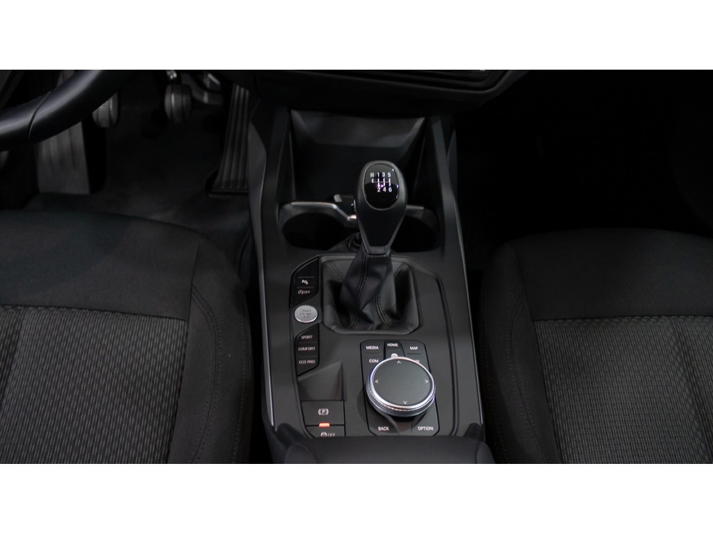 bmw-serie-1-2023-diesel-1496cc