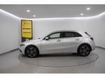mercedes-benz-classe-a-2023-hibrido-1332cc