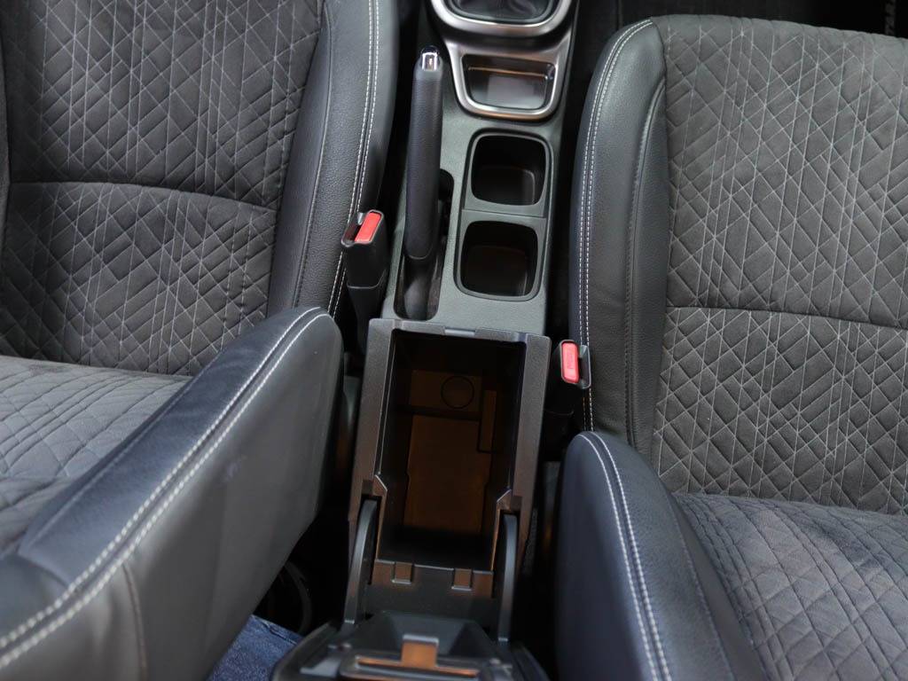 suzuki-vitara-2024-gasolina-1373cc