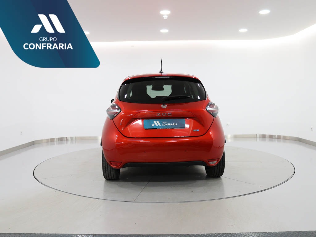 renault-zoe-2021-eletrico-0cc
