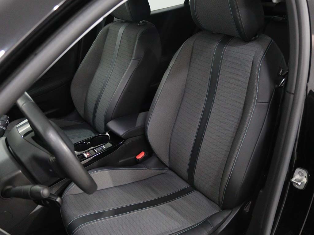 peugeot-2008-2021-gasolina-1199cc