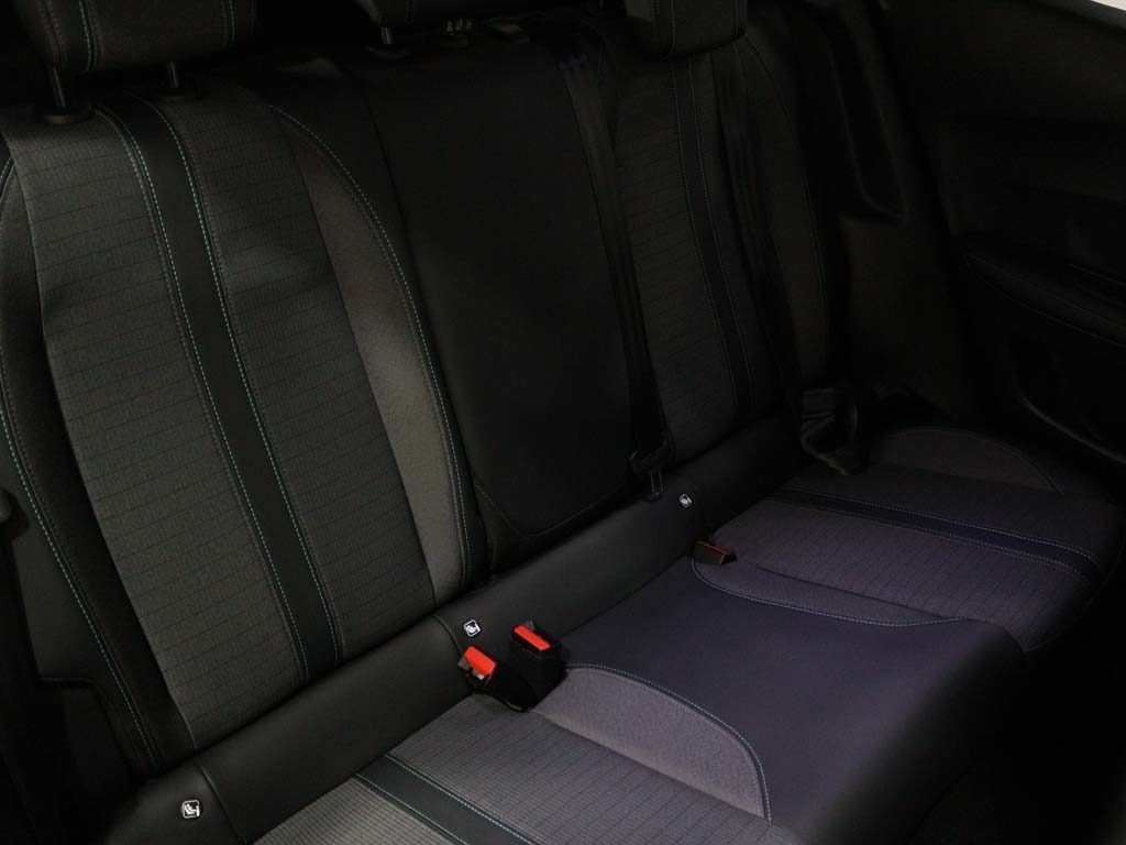 peugeot-2008-2021-gasolina-1199cc