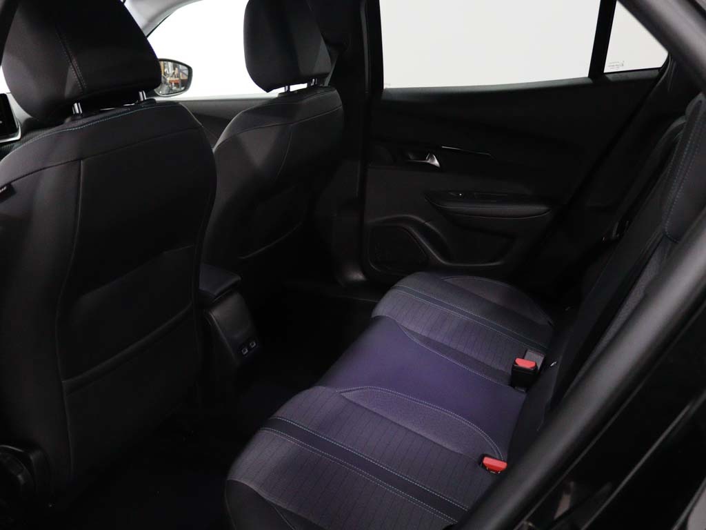 peugeot-2008-2021-gasolina-1199cc