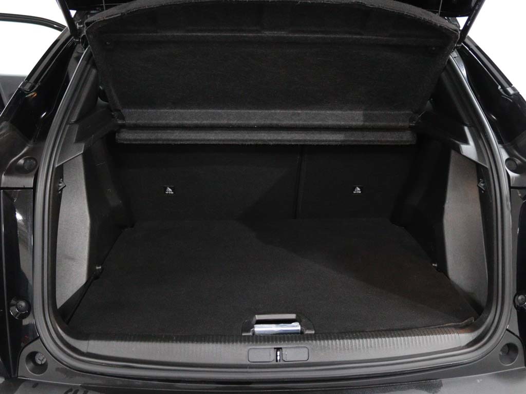 peugeot-2008-2021-gasolina-1199cc