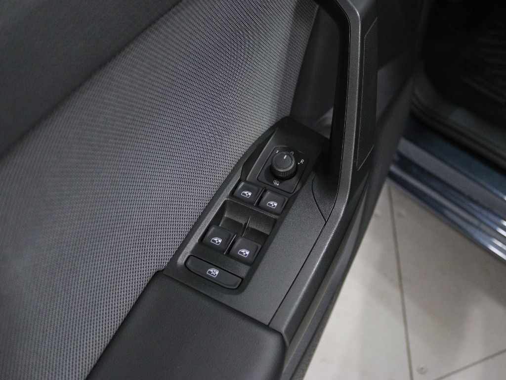 seat-leon-st-2024-diesel-1968cc