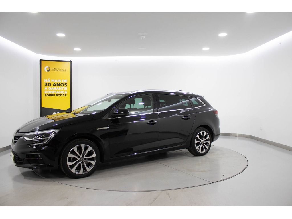 renault-megane-sport-tourer-2023-diesel-1461cc