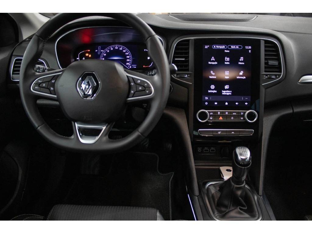 renault-megane-sport-tourer-2023-diesel-1461cc