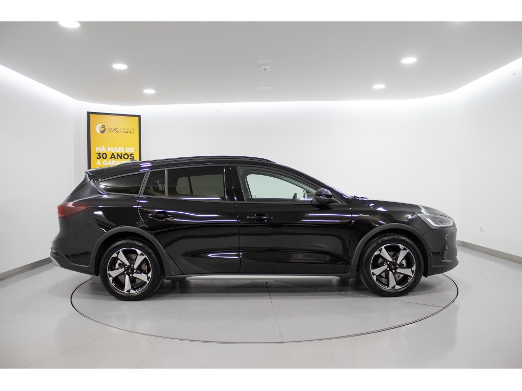 ford-focus-sw-2024-gasolina-999cc