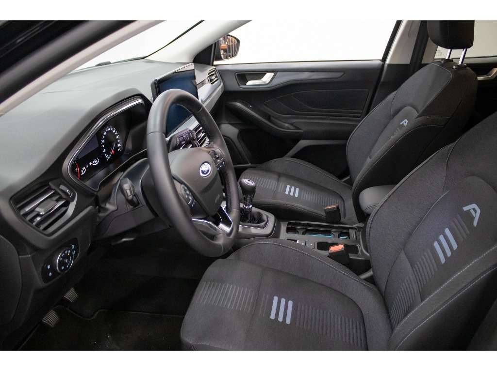 ford-focus-sw-2024-gasolina-999cc