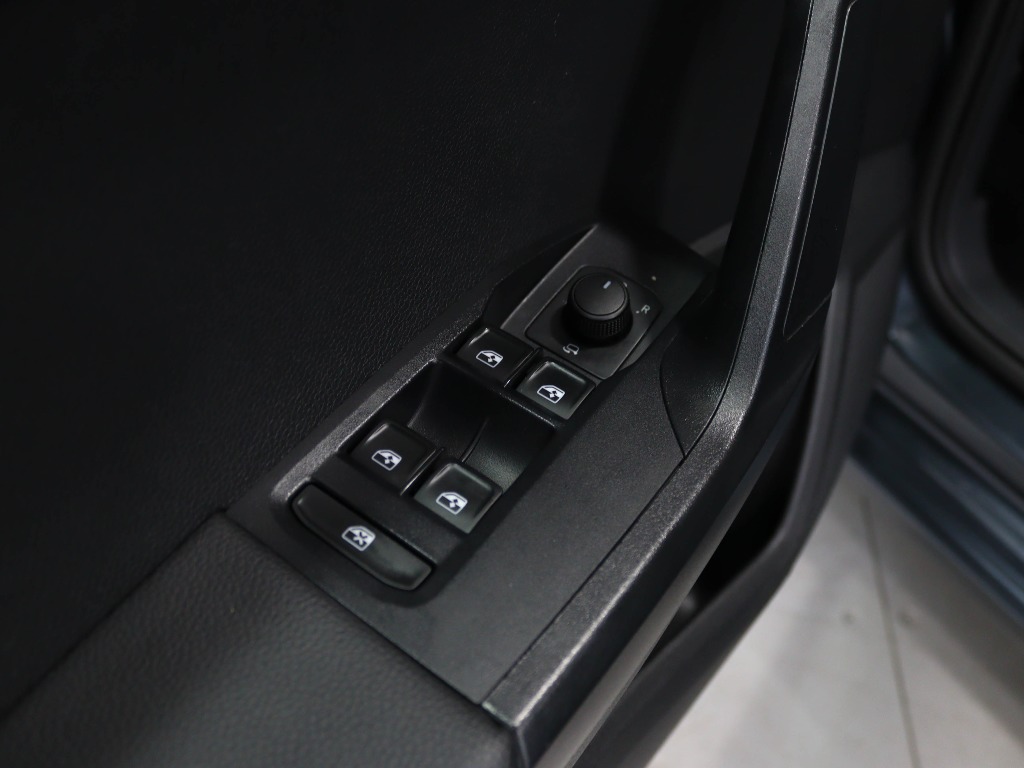 seat-ibiza-2024-gasolina-999cc