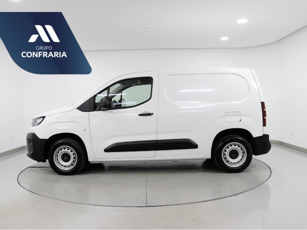 citroen-berlingo-2025-diesel-1499cc