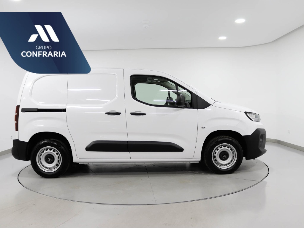 citroen-berlingo-2025-diesel-1499cc
