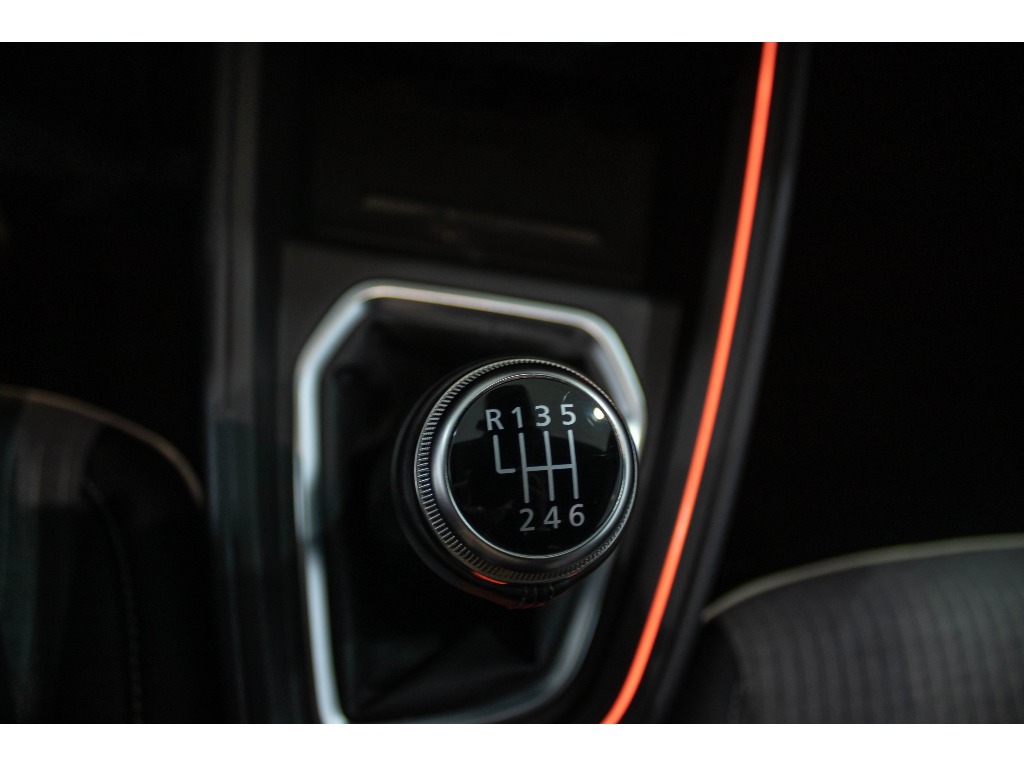 renault-clio-2024-gasolina-999cc