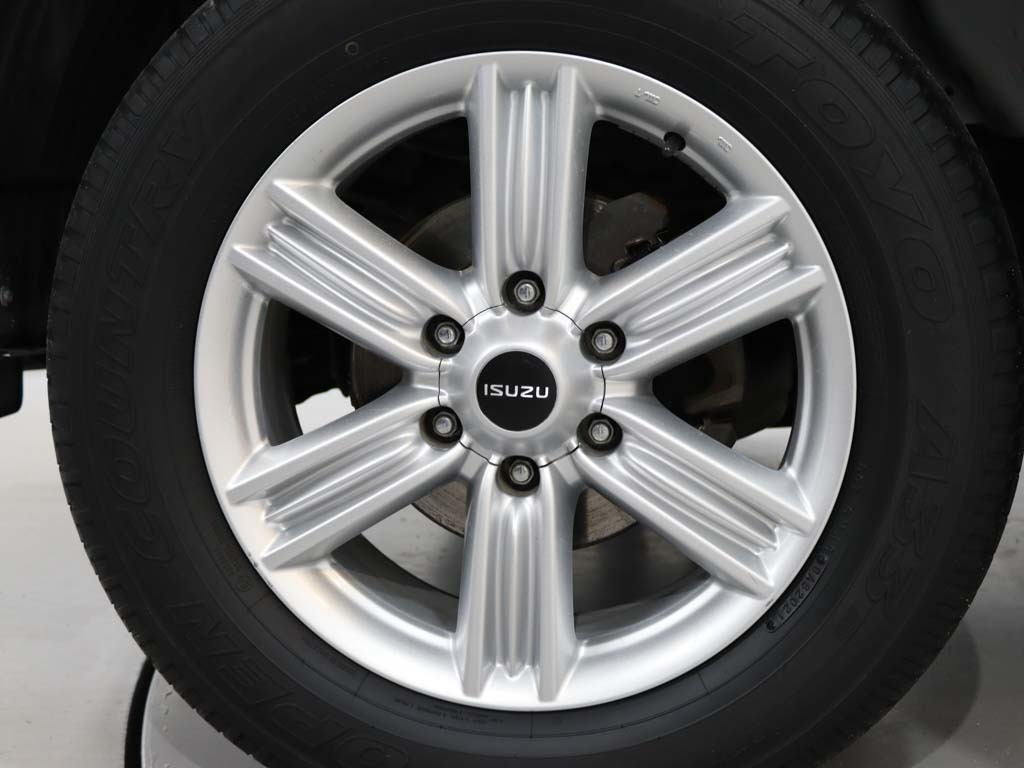 isuzu-d-max-2018-diesel-1898cc