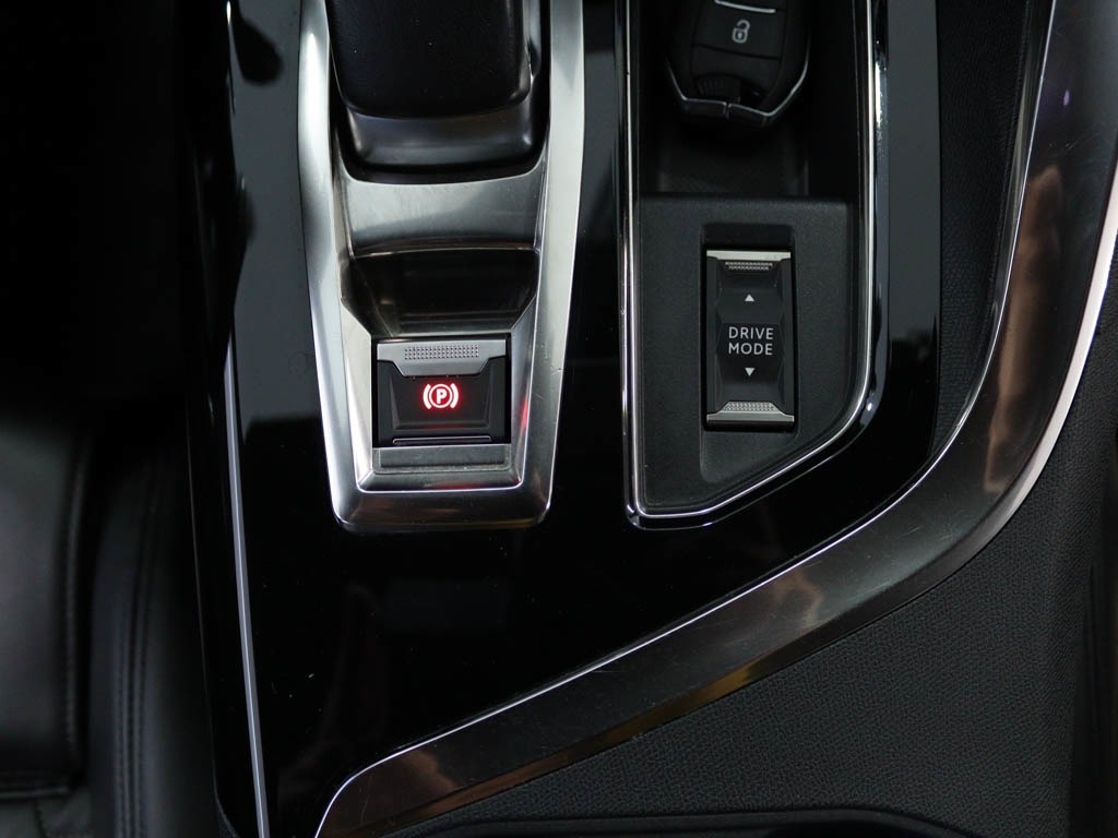 peugeot-3008-2020-hibrido-1598cc