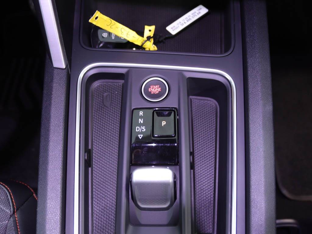 seat-leon-st-2025-hibrido-1498cc