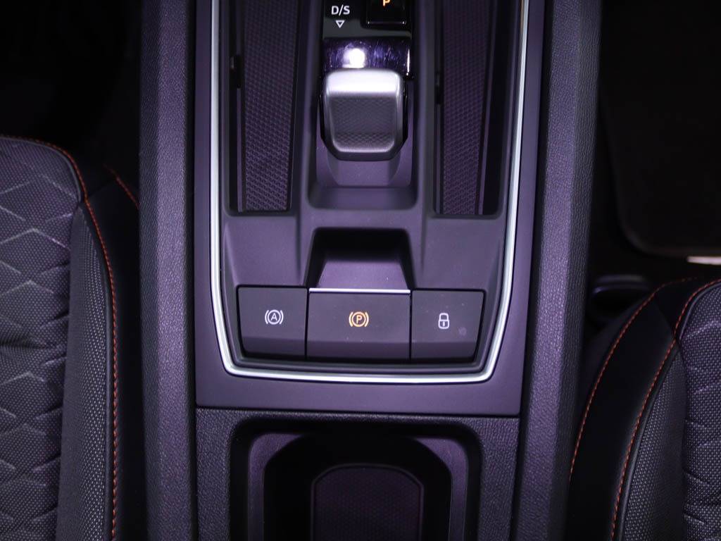seat-leon-st-2025-hibrido-1498cc