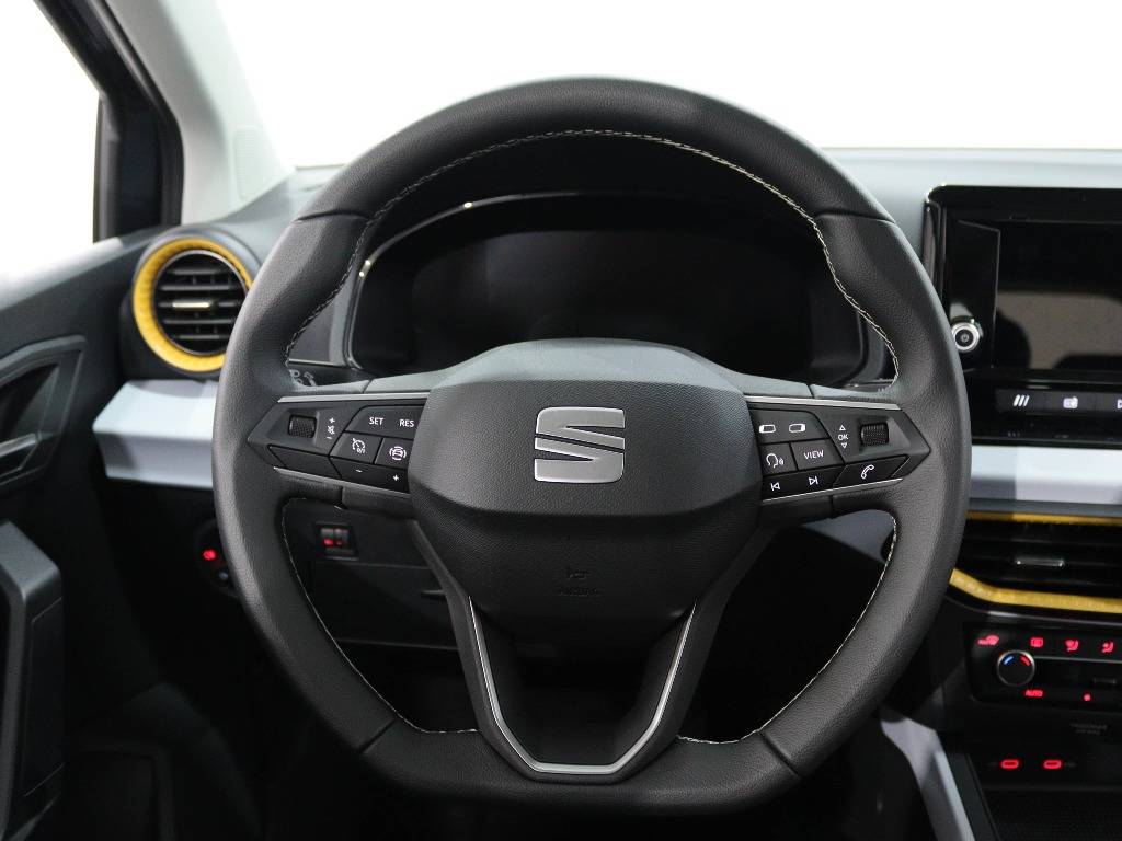 seat-arona-2025-gasolina-999cc