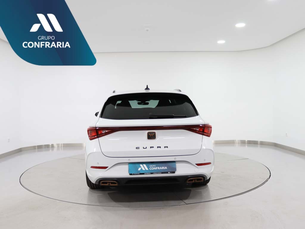 cupra-leon-sportstourer-2024-hibrido-1395cc