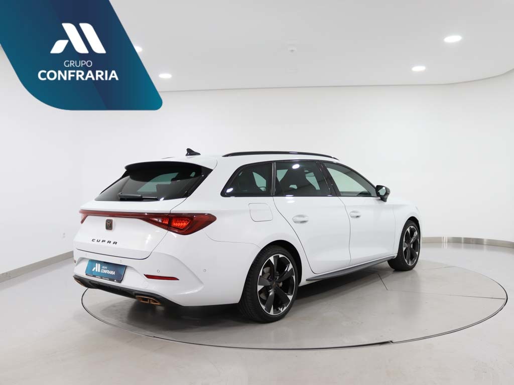 cupra-leon-sportstourer-2024-hibrido-1395cc