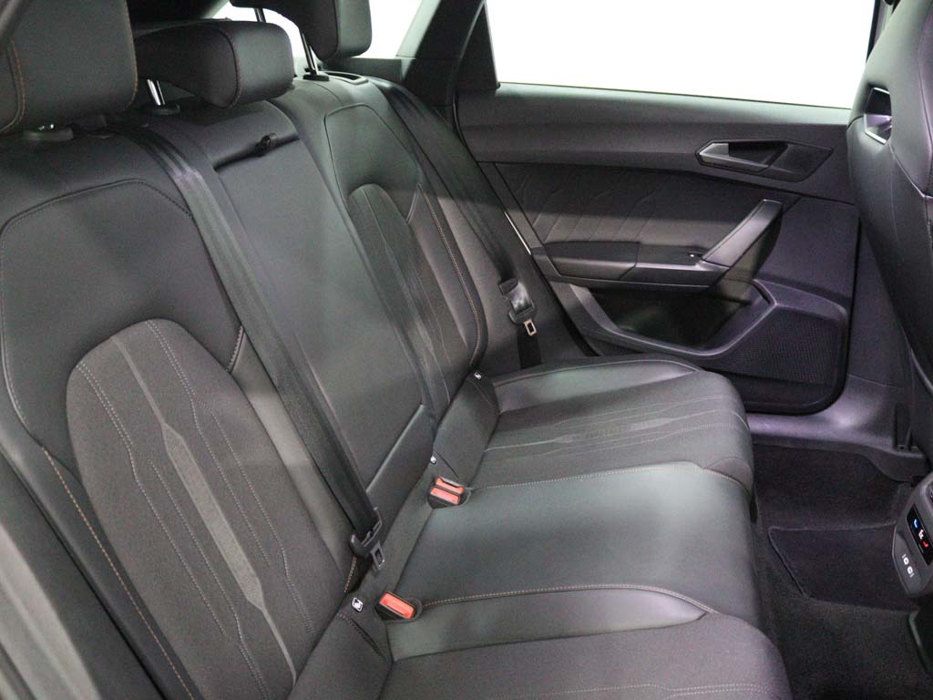 cupra-leon-sportstourer-2024-hibrido-1395cc