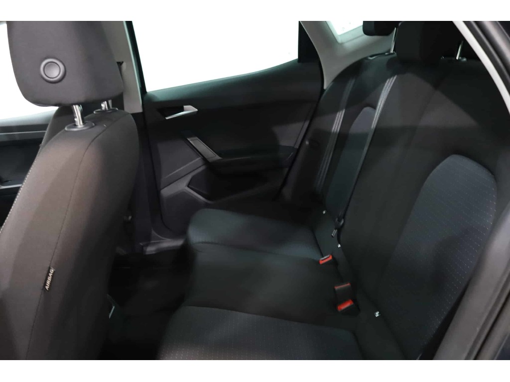 seat-arona-2023-gasolina-999cc