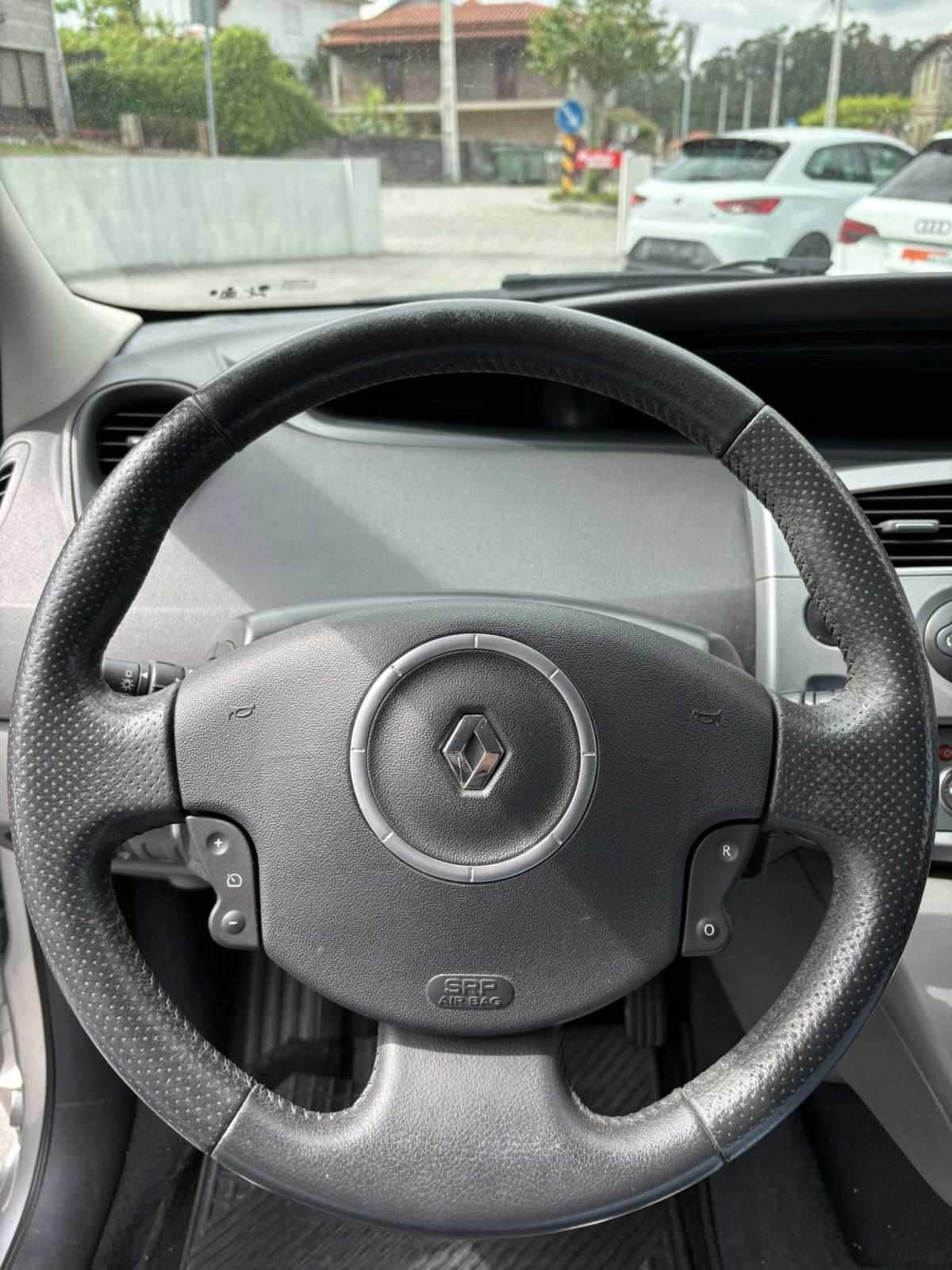 renault-scenic-1-5-dci-2008-diesel-1461cc
