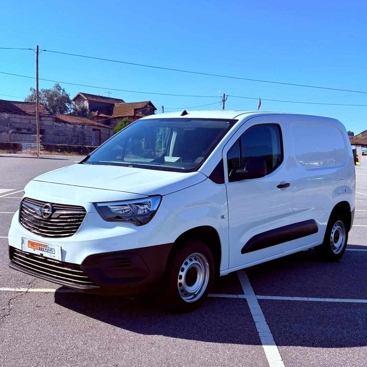 opel-combo-2023-diesel-1499cc