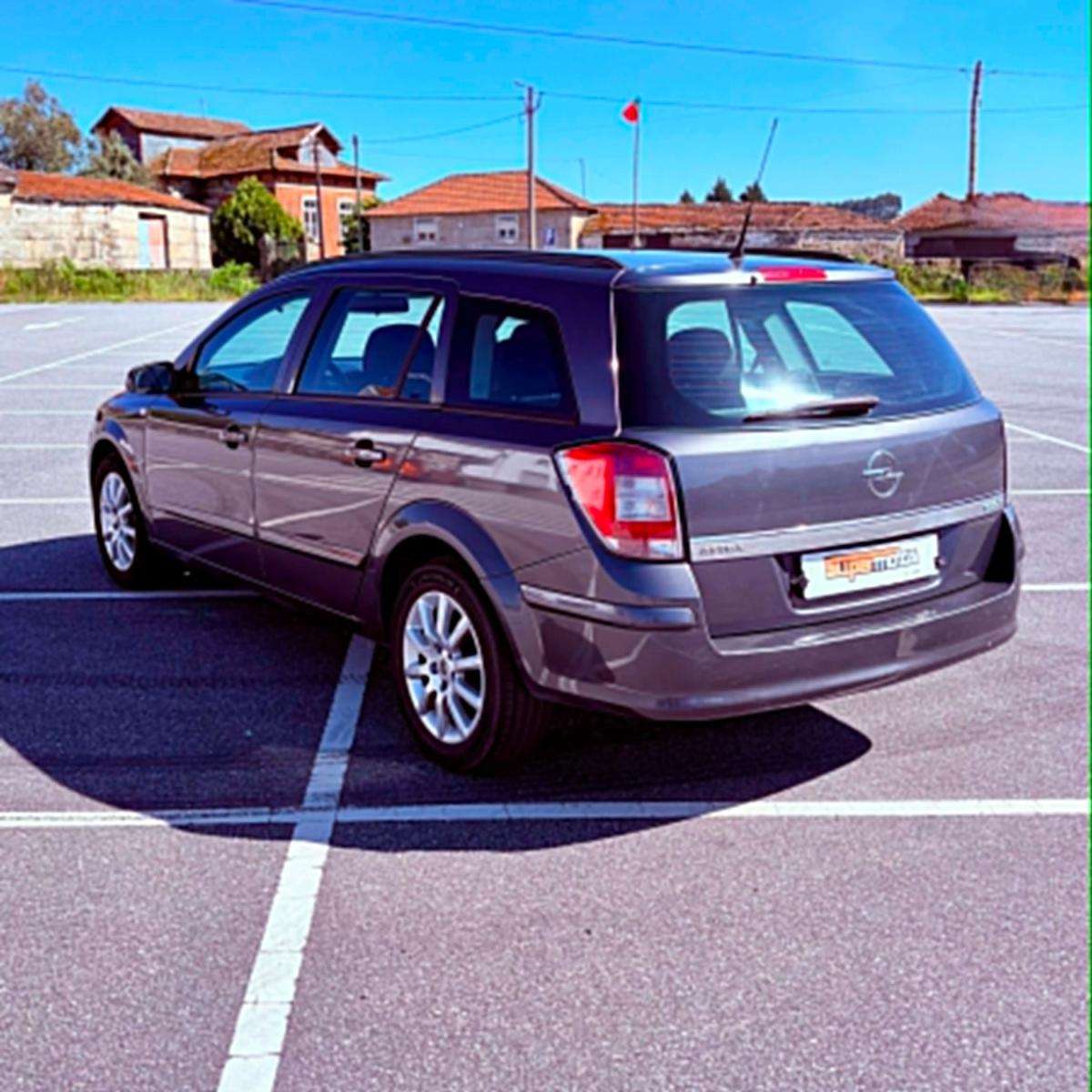 opel-astra-caravan-2008-diesel-1248cc