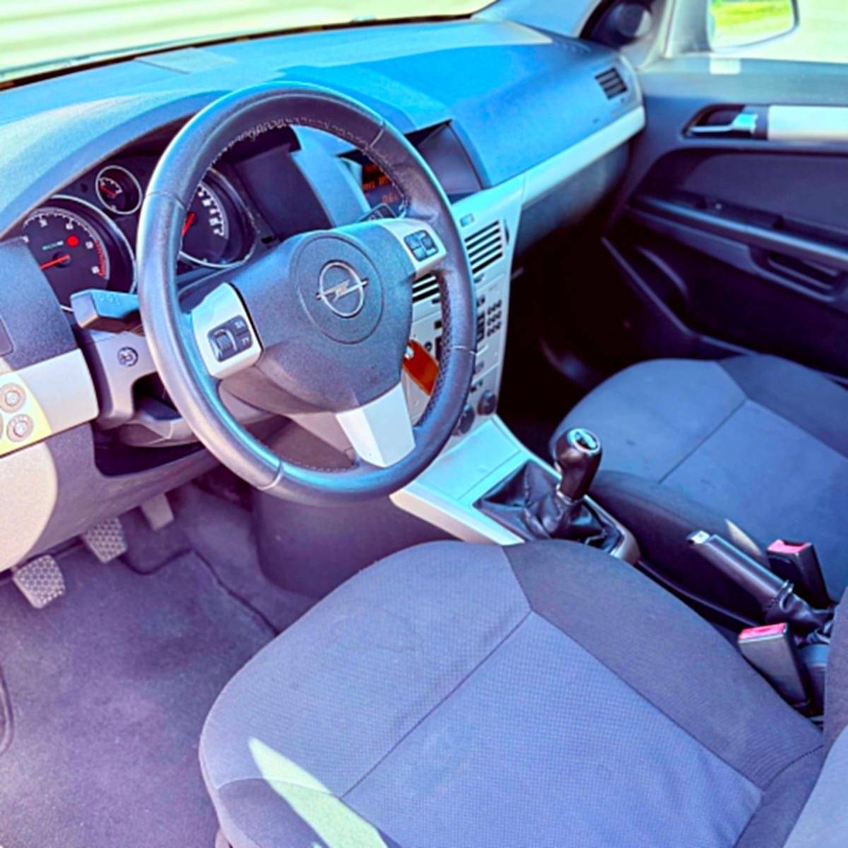 opel-astra-caravan-2008-diesel-1248cc