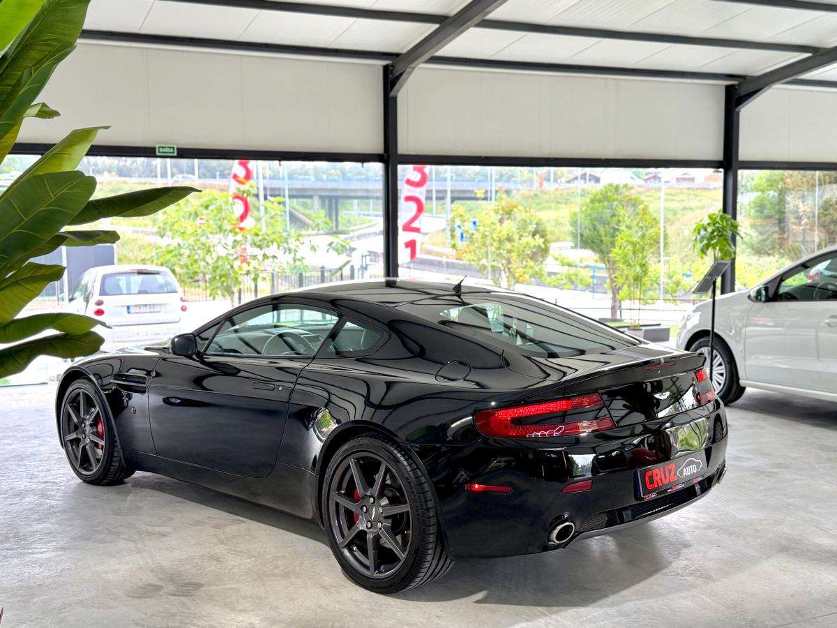 aston-martin-vantage-coupe-2007-gasolina-4282cc