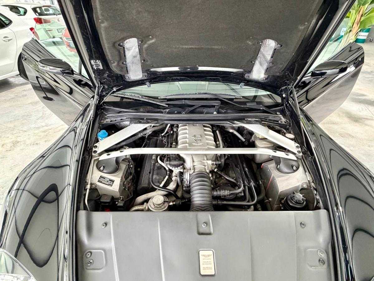 aston-martin-vantage-coupe-2007-gasolina-4282cc
