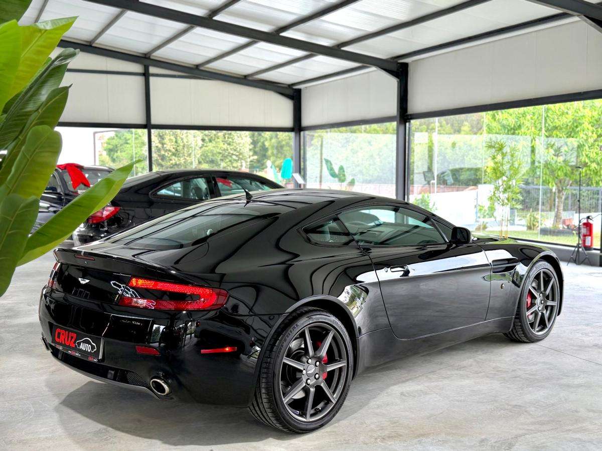 aston-martin-vantage-coupe-2007-gasolina-4282cc