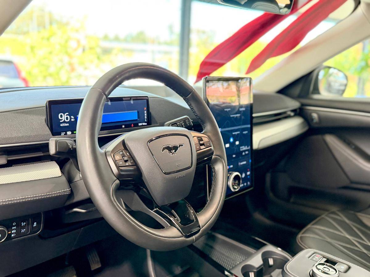 ford-mustang-2022-eletrico-500cc
