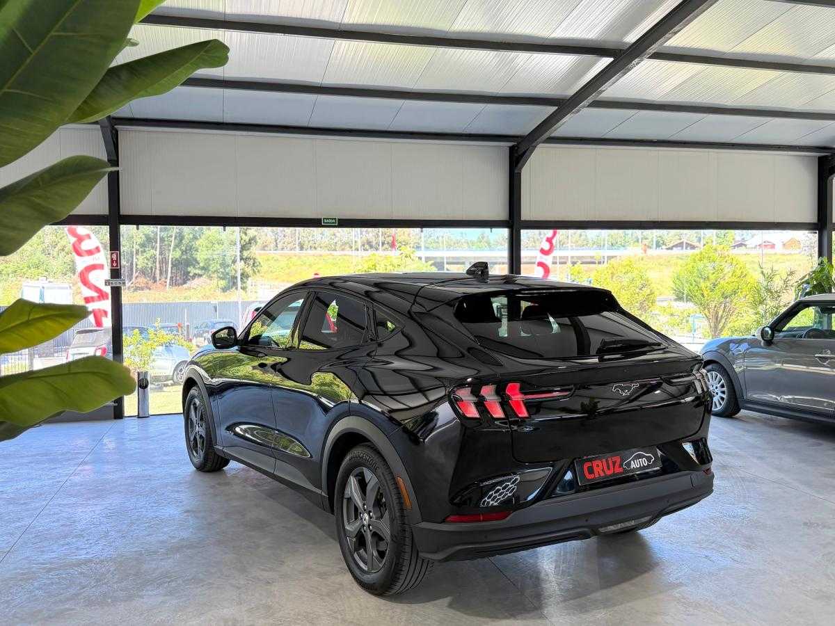 ford-mustang-2022-eletrico-500cc