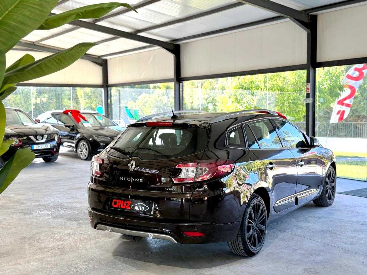 renault-megane-sport-tourer-2013-diesel-1461cc