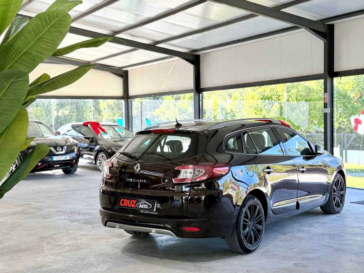 renault-megane-sport-tourer-2013-diesel-1461cc