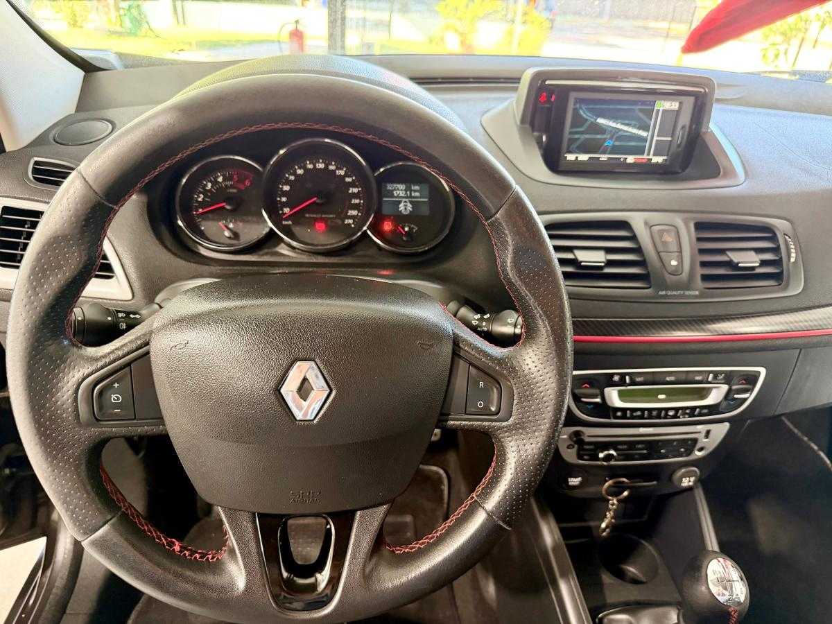 renault-megane-sport-tourer-2013-diesel-1461cc